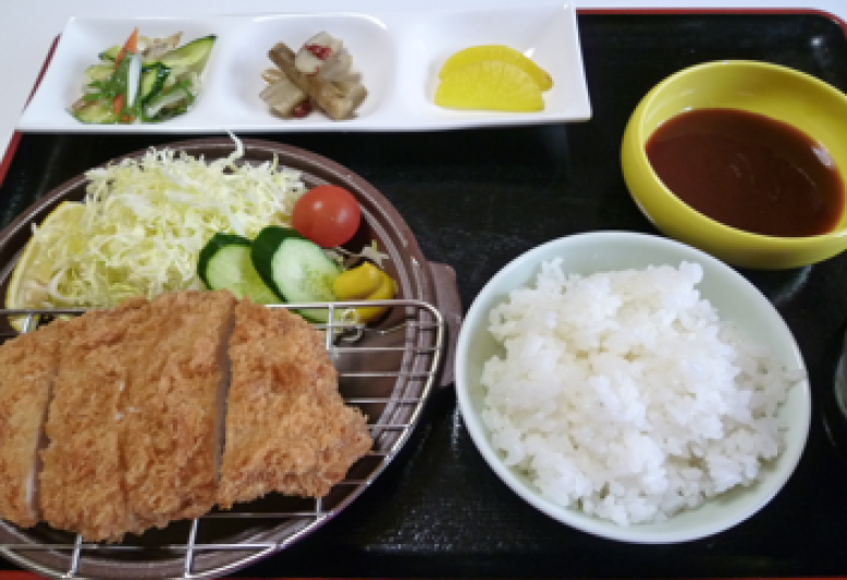 とんかつ定食